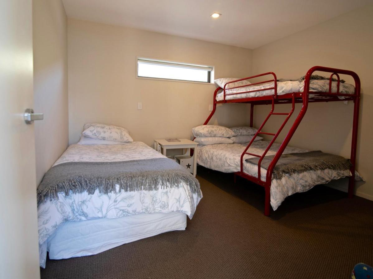 Kotare Point Paradise - Akaroa Holiday Home Dış mekan fotoğraf