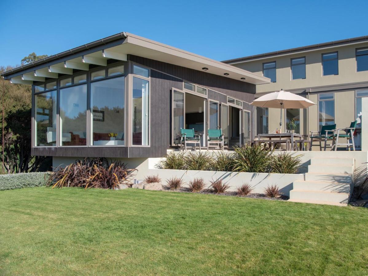 Kotare Point Paradise - Akaroa Holiday Home Dış mekan fotoğraf